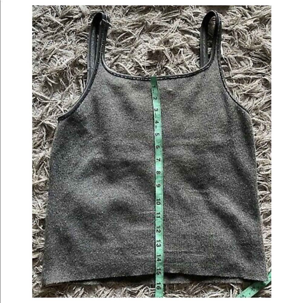 CARMEN MARC VALVO Signature Cashmere Tank Top - Picture 4 of 4
